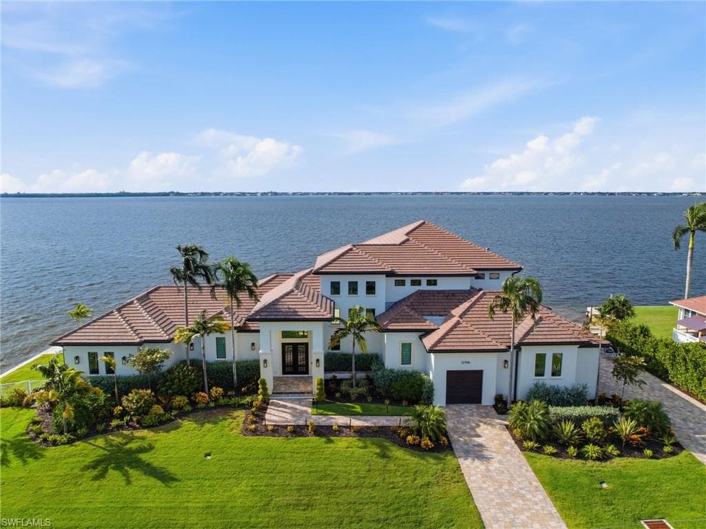 12798 Dennis DR FORT MYERS, FL 33908