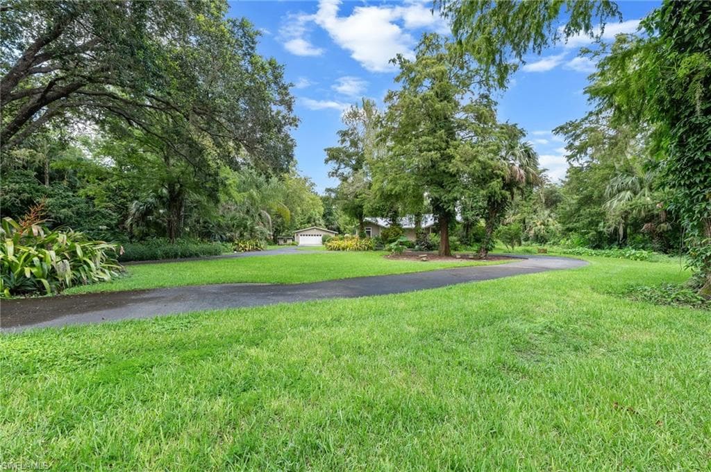 5247 Cherry Wood DR NAPLES, FL 34119