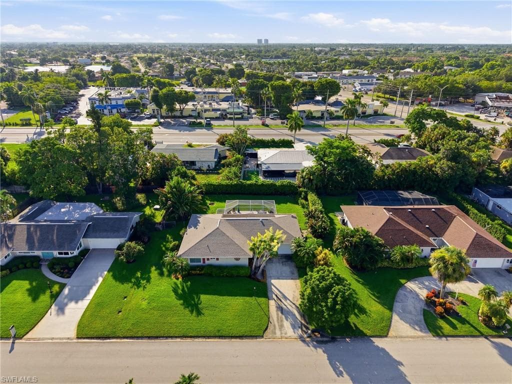 6561 E Town And River RD FORT MYERS, FL 33919