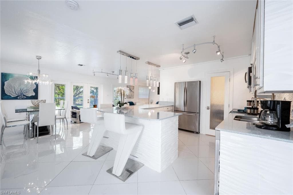 5940 English Oaks LN NAPLES, FL 34119