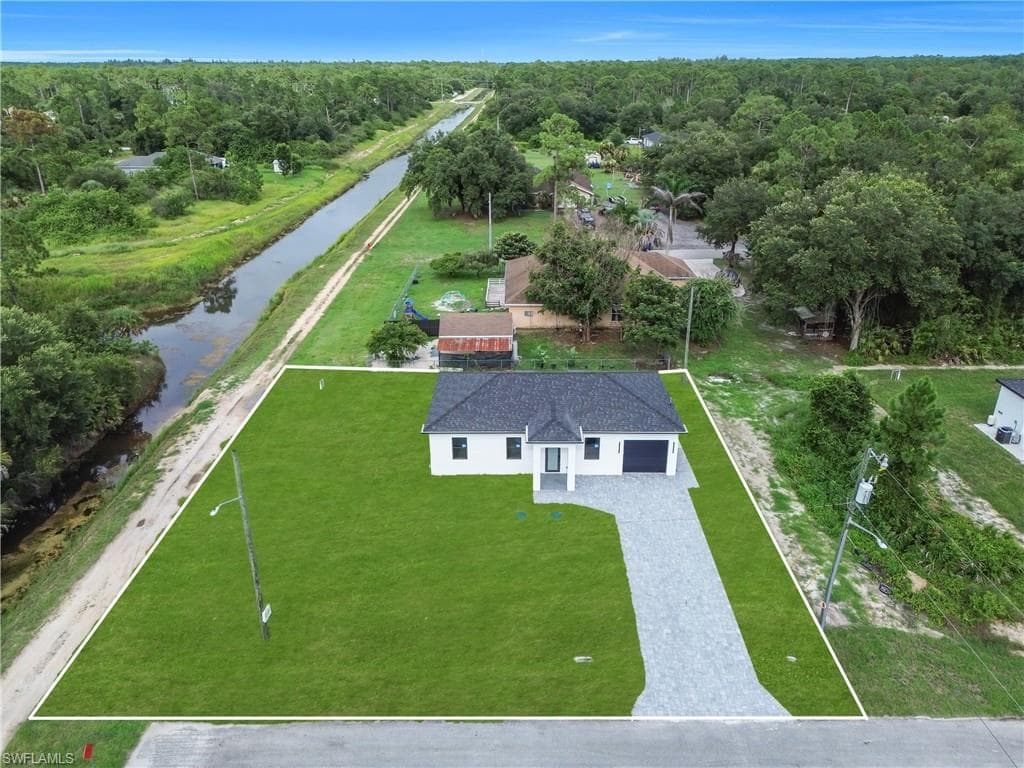 1800 Hibiscus AVE LEHIGH ACRES, FL 33972