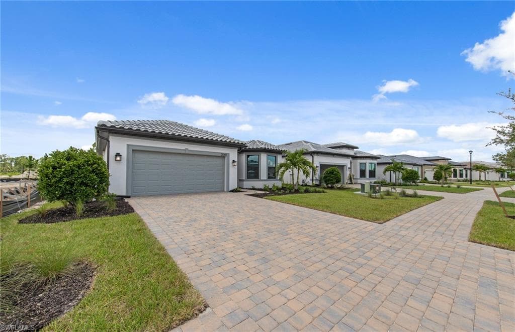 2049 Terreno BLVD