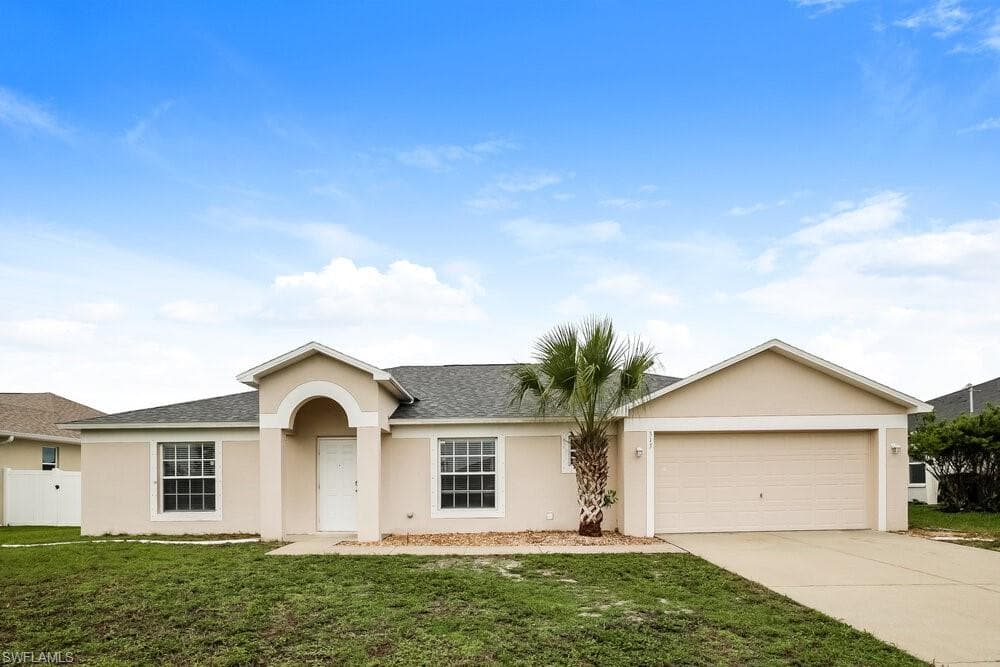 313 SE 26th TER CAPE CORAL, FL 33904