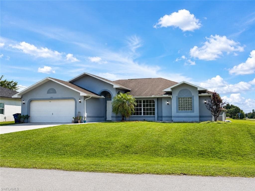 6143 Hendley CT FORT MYERS, FL 33905