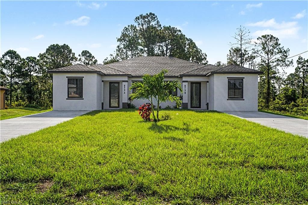 873 Eisenhower BLVD LEHIGH ACRES, FL 33974