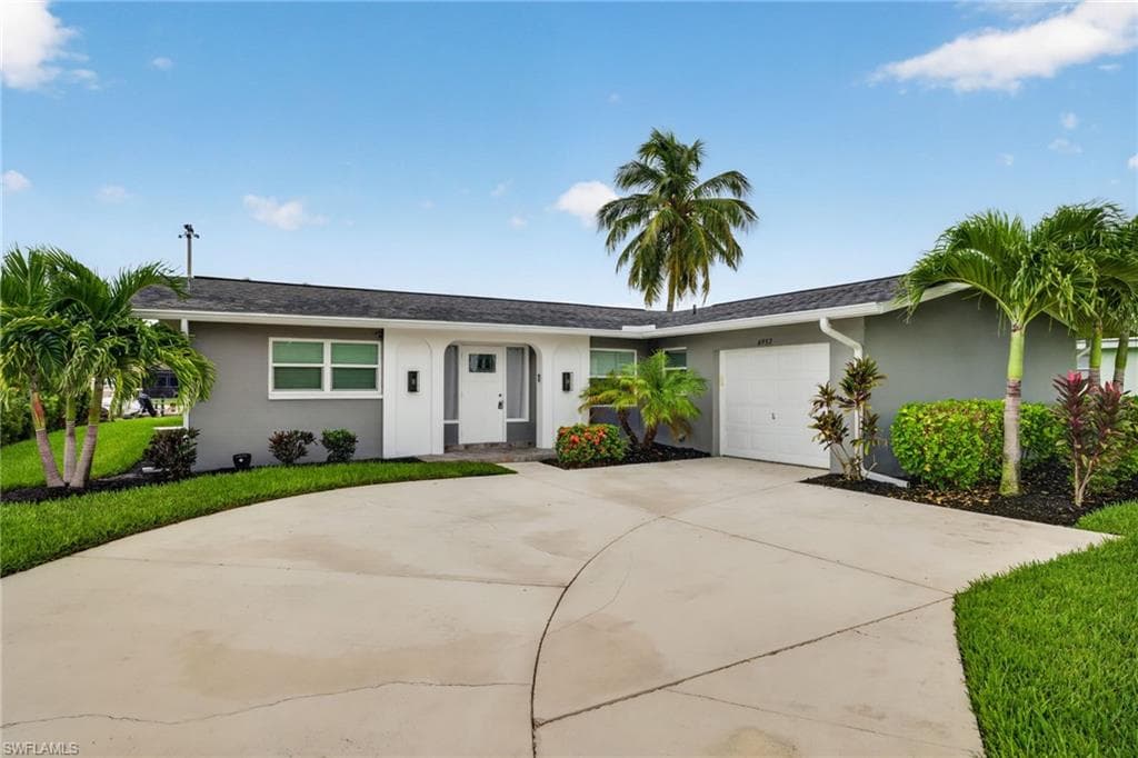 4957 Sorrento CT CAPE CORAL, FL 33904