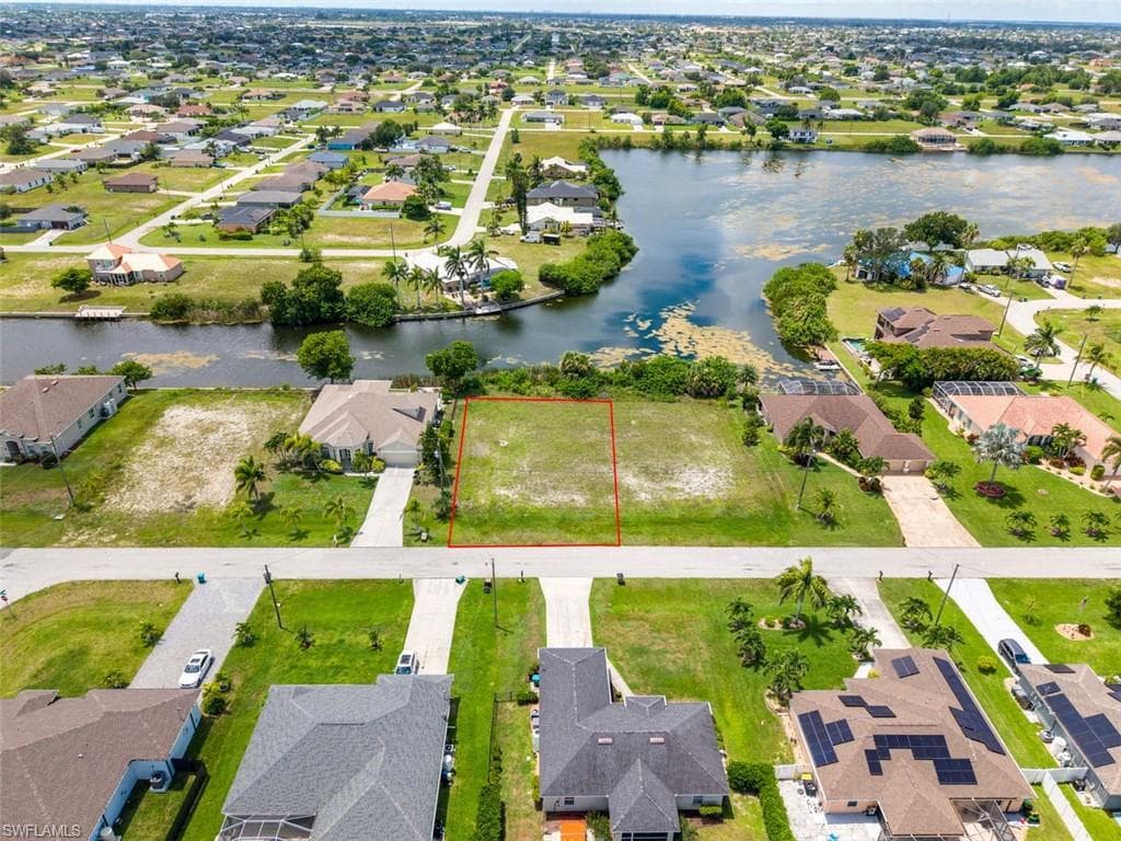 1210 NW 18th TER CAPE CORAL, FL 33993