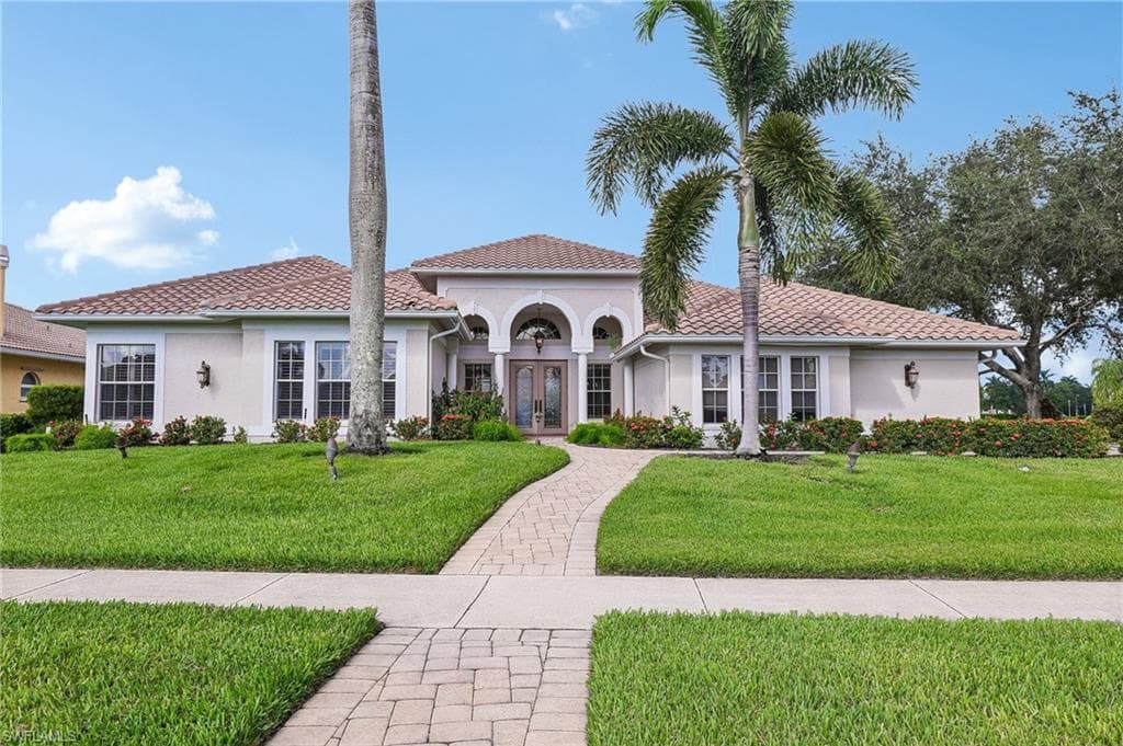 8868 Lely Island CIR NAPLES, FL 34113