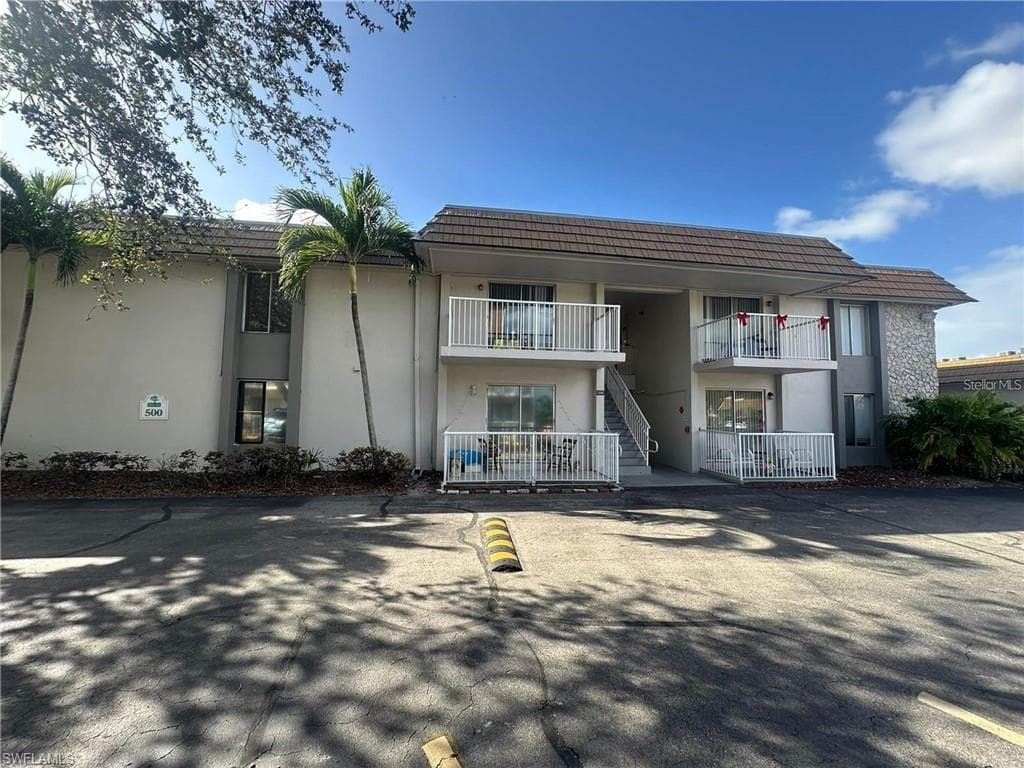 1830 Maravilla AVE 303 FORT MYERS, FL 33901