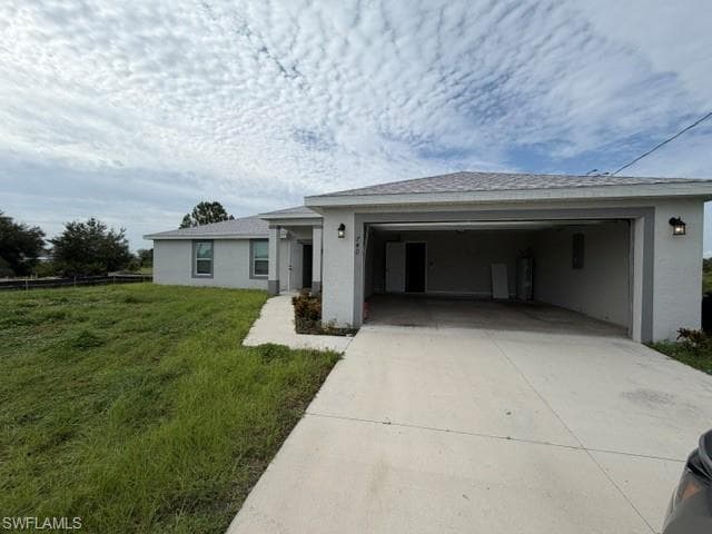 740 Foxtail ST E LEHIGH ACRES, FL 33974