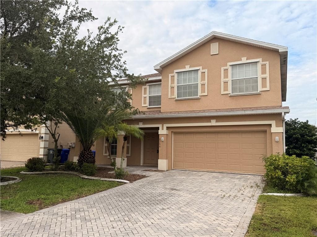 8360 Silver Birch WAY LEHIGH ACRES, FL 33971