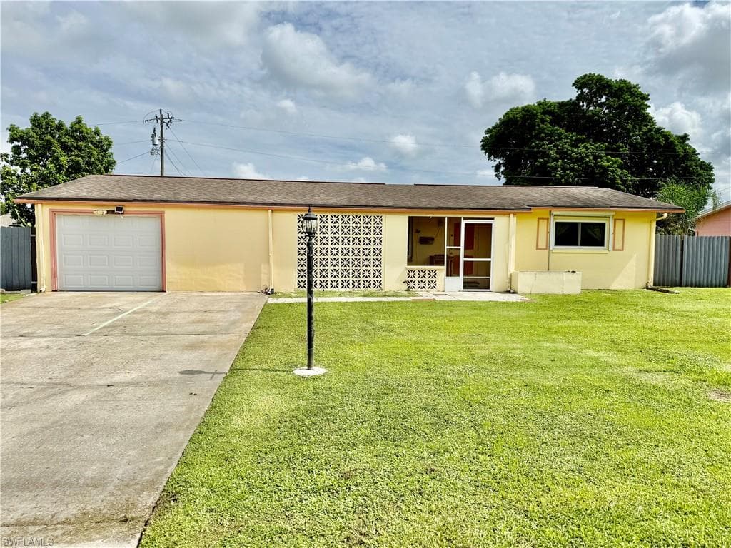 1219 Dunndale ST LEHIGH ACRES, FL 33936