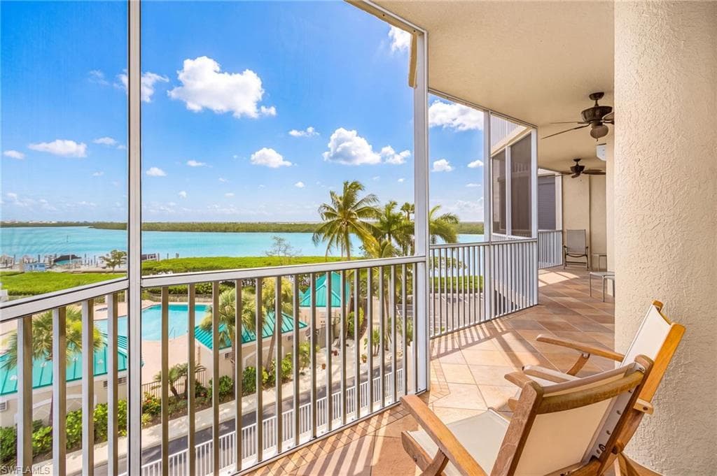 4141 Bay Beach LN 442 FORT MYERS BEACH, FL 33931