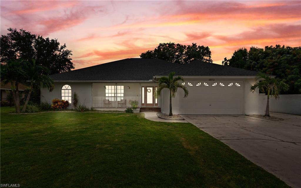 6872 Fairview ST FORT MYERS, FL 33966