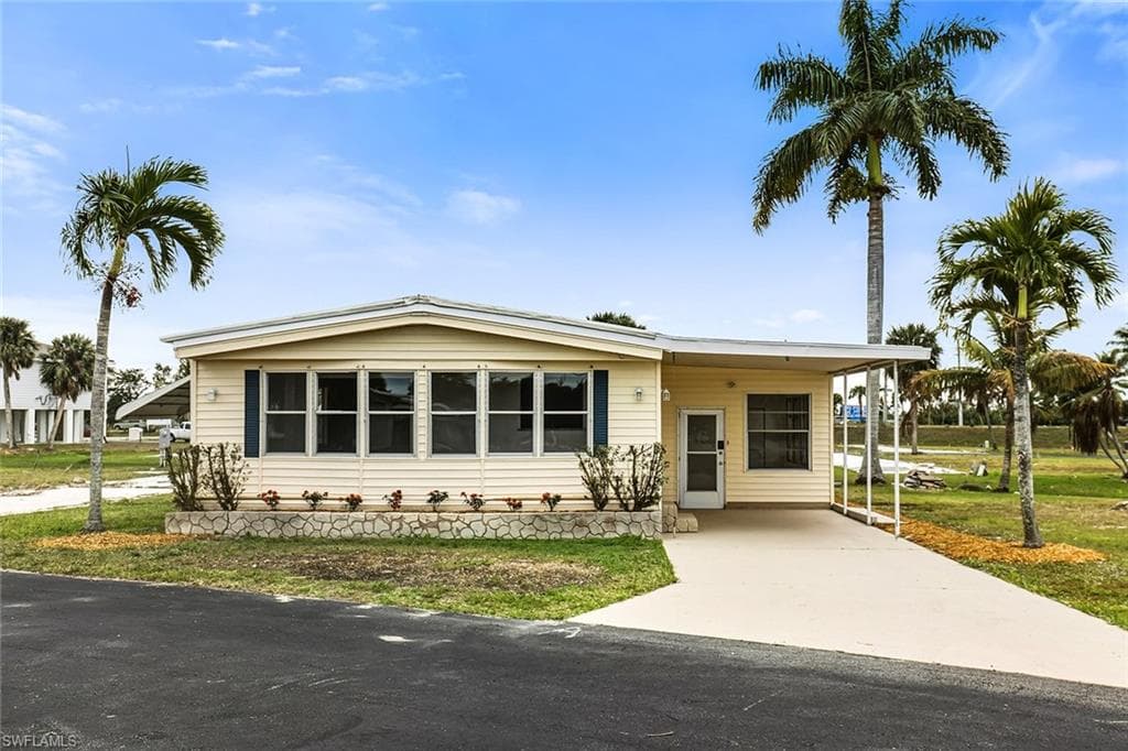 13651 Grackle DR FORT MYERS, FL 33908