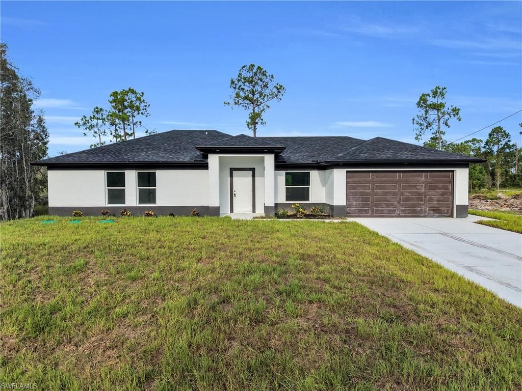 863 Burrows AVE LEHIGH ACRES, FL 33974