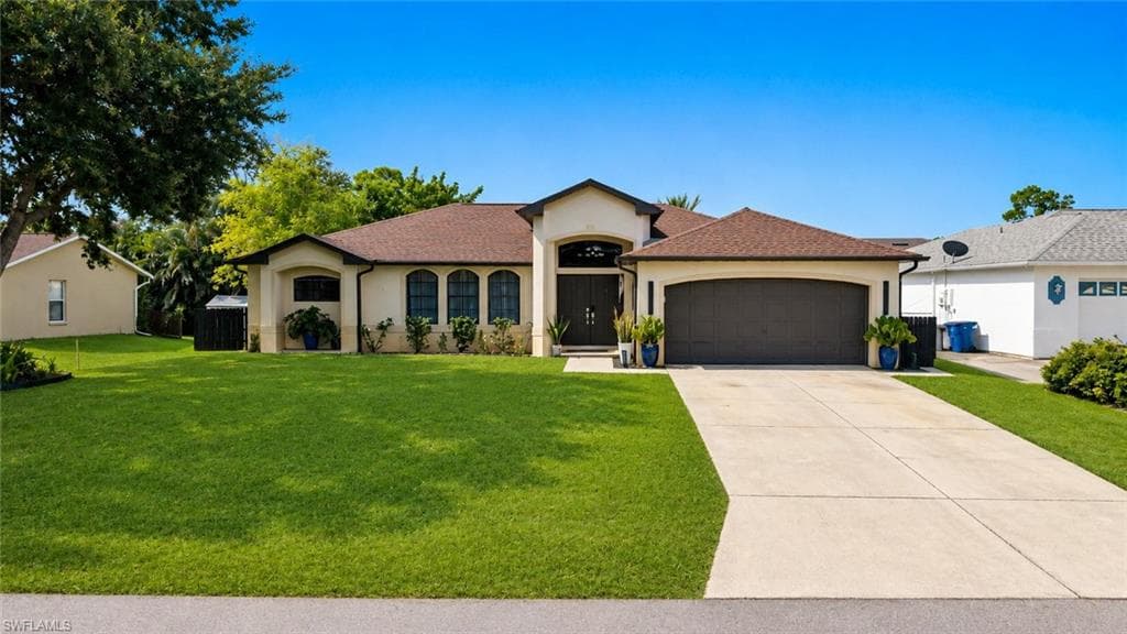 9052 Cypress DR N FORT MYERS, FL 33967