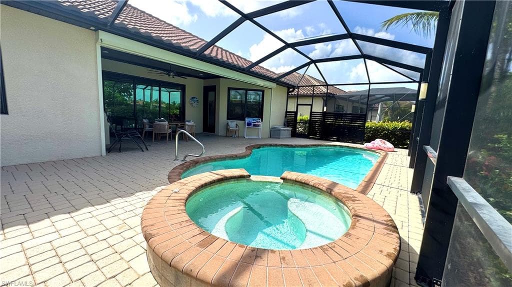 28004 Kerry CT BONITA SPRINGS, FL 34135