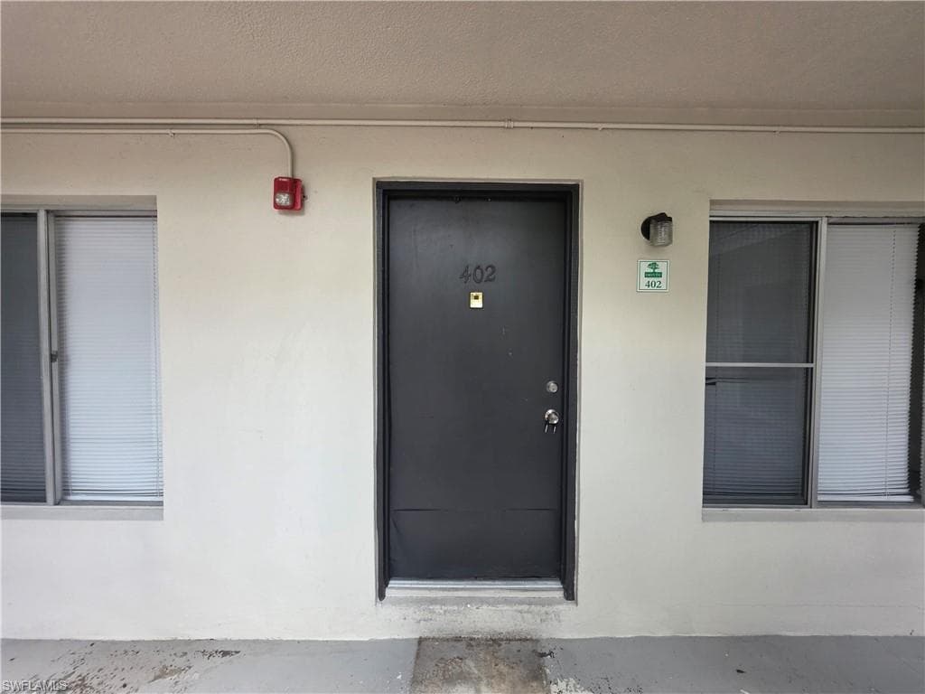 1830 Maravilla AVE 402 FORT MYERS, FL 33901
