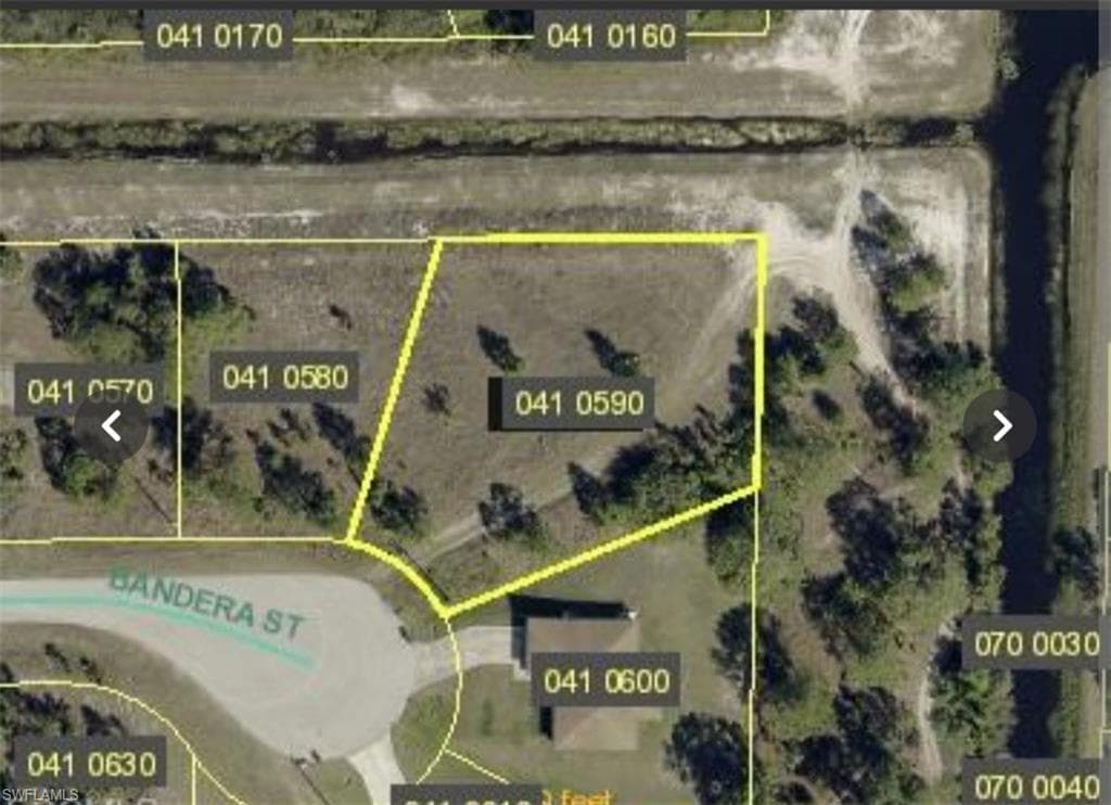 1049 Bandera ST LEHIGH ACRES, FL 33974