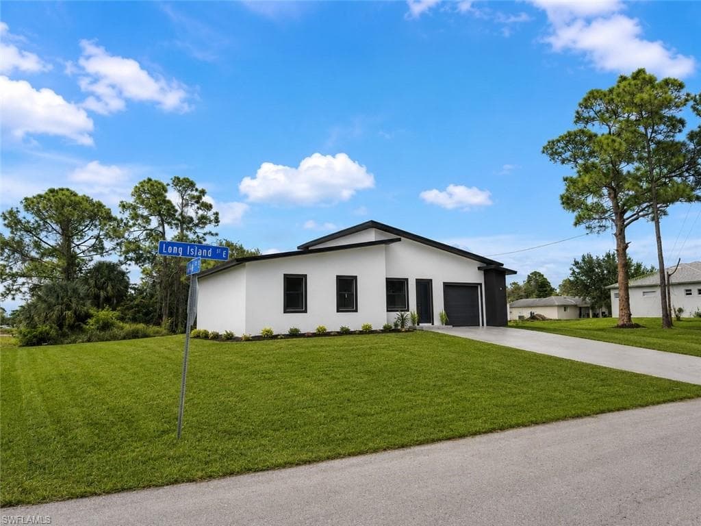 703 Long Island ST E LEHIGH ACRES, FL 33974