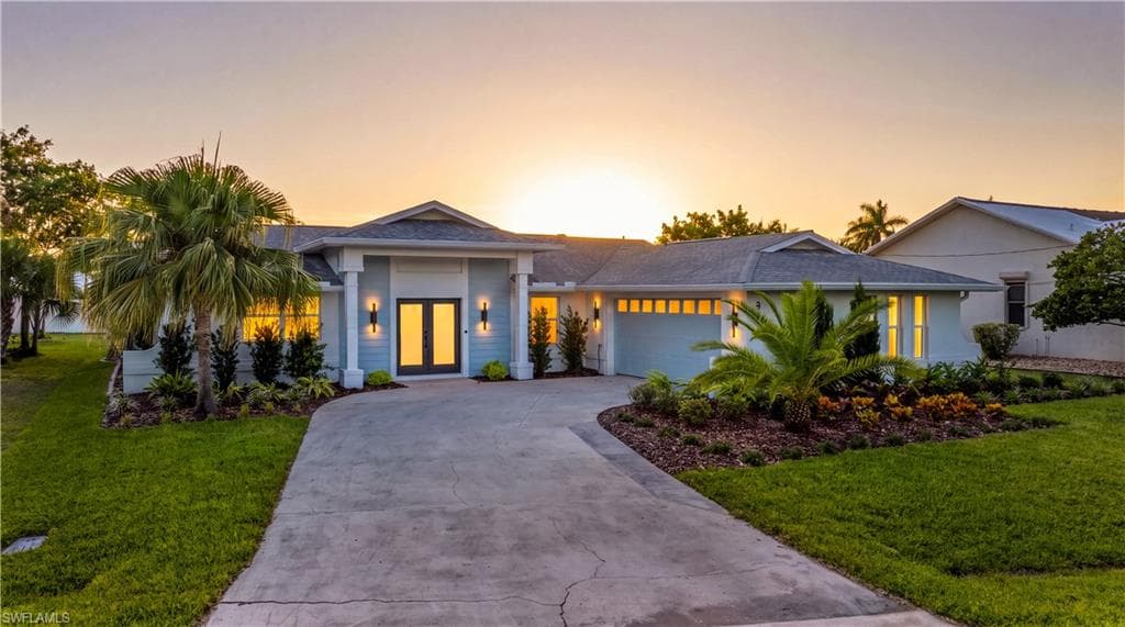 3715 SE 21st AVE CAPE CORAL, FL 33904