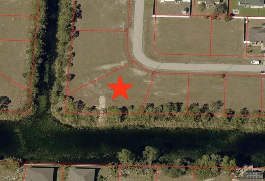 1728 NW 27th ST CAPE CORAL, FL 33993