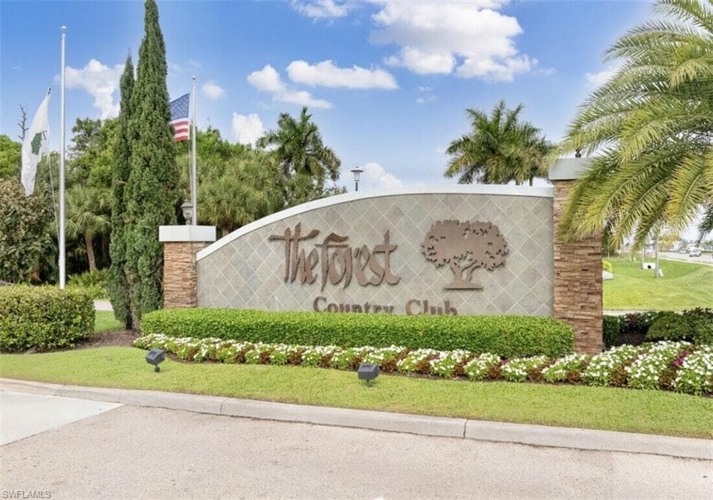 6113 Deer RUN FORT MYERS, FL 33908