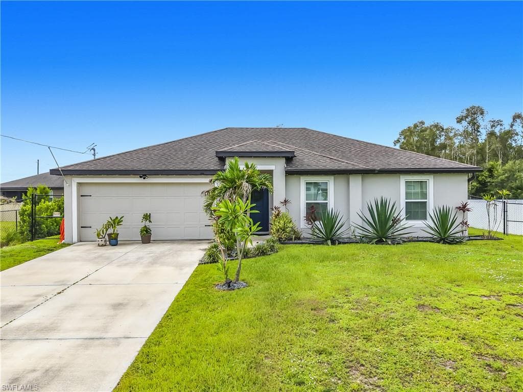 258 Lisette ST FORT MYERS, FL 33913