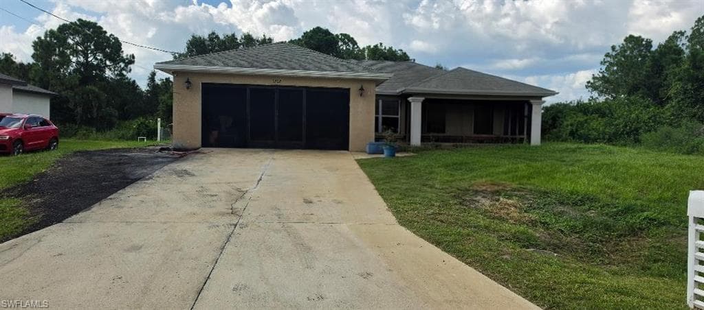 3202 54th ST W LEHIGH ACRES, FL 33971