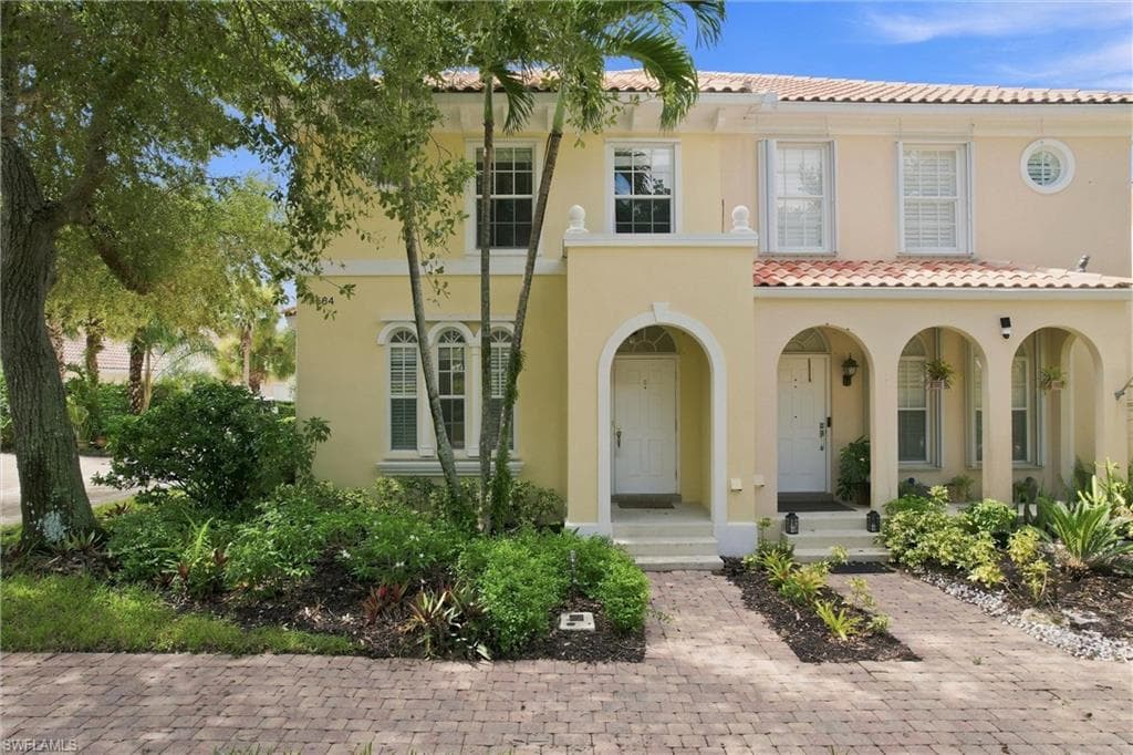 3564 Islandwalk CIR NAPLES, FL 34119