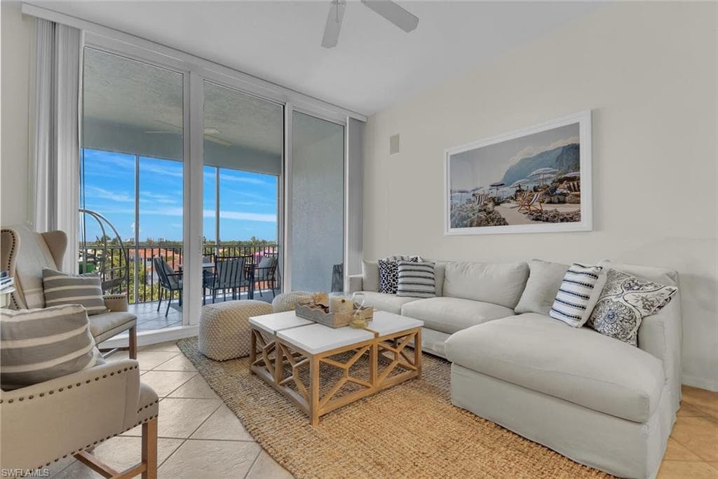 450 Launch CIR 602 NAPLES, FL 34108