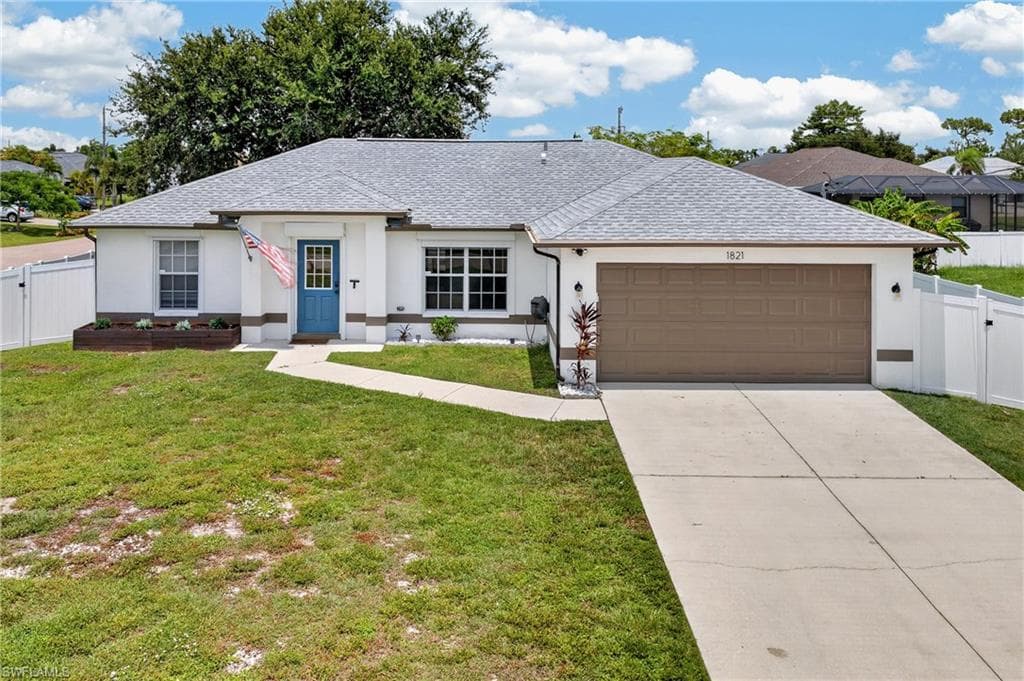 1821 SW 22nd TER CAPE CORAL, FL 33991