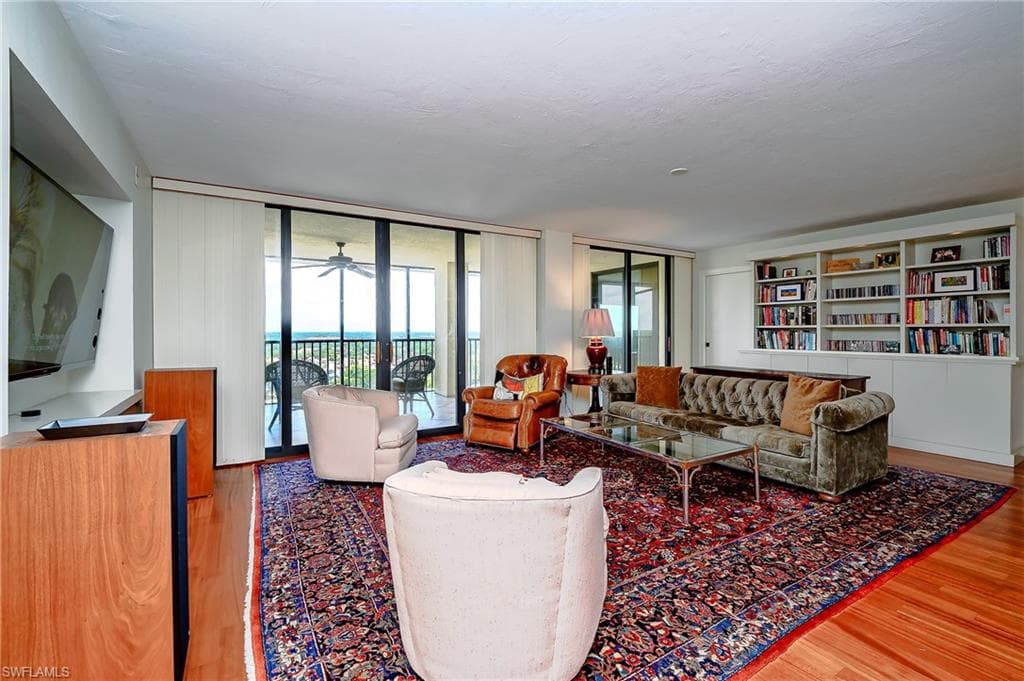 5601 Turtle Bay DR 1203 NAPLES, FL 34108