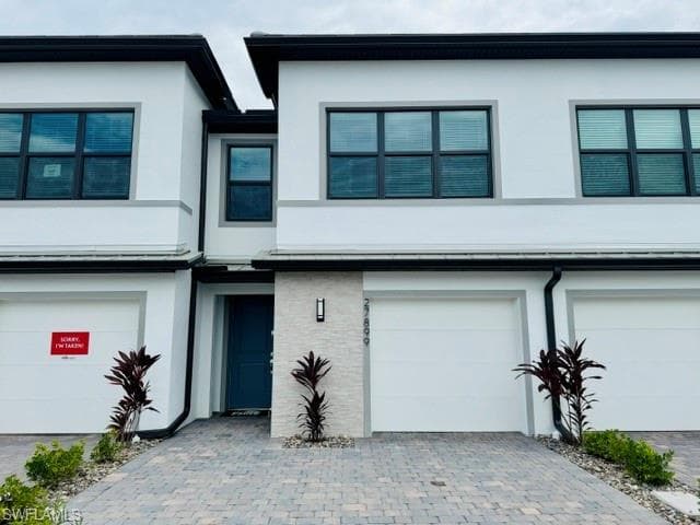 27899 RADIANT CT BONITA SPRINGS, FL 34135