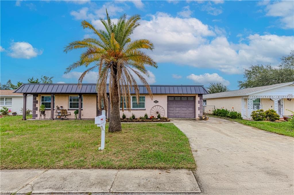 3417 Hoover DR HOLIDAY, FL 34691