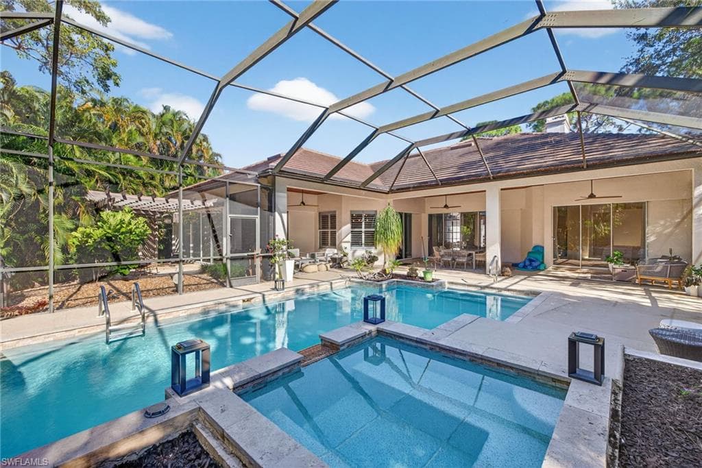 2229 Goshawk CT NAPLES, FL 34105