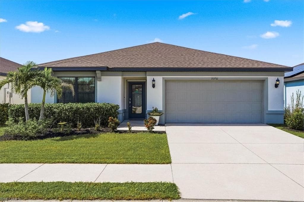 10761 Firebush CIR NORTH FORT MYERS, FL 33917