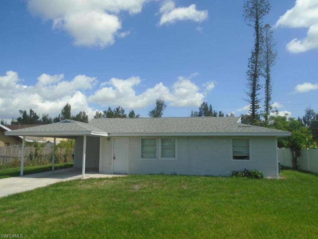 4941 Howard ST FORT MYERS, FL 33905