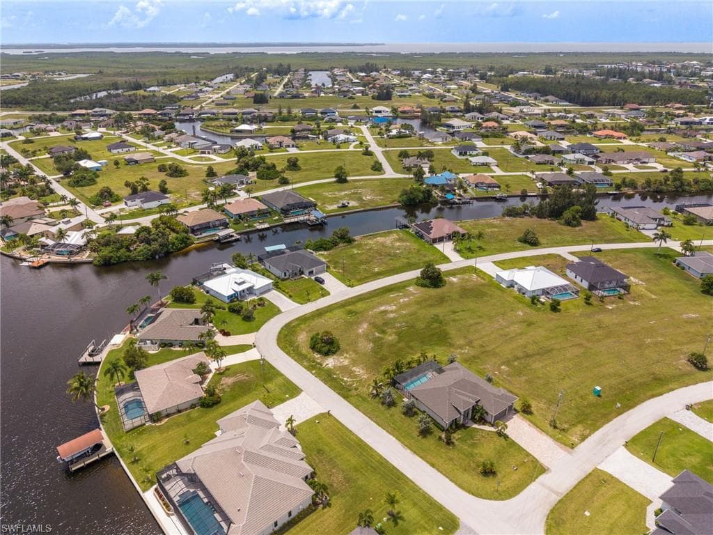 2210 NW 37th PL CAPE CORAL, FL 33993