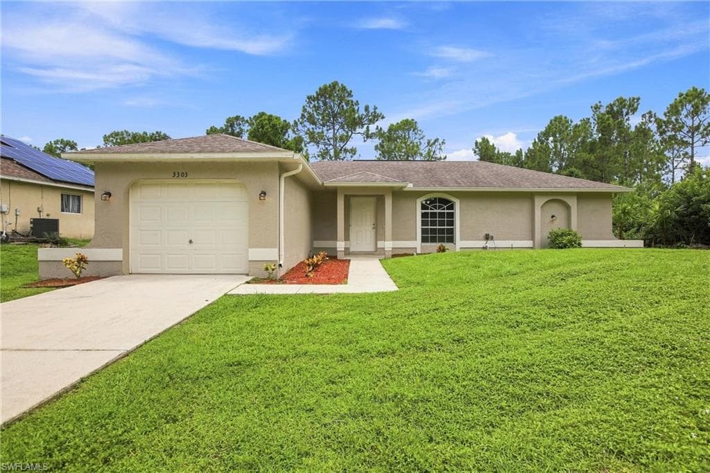 3303 23rd ST W LEHIGH ACRES, FL 33971