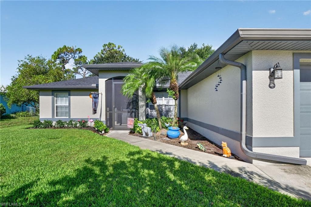 3570 NE 11th AVE CAPE CORAL, FL 33909