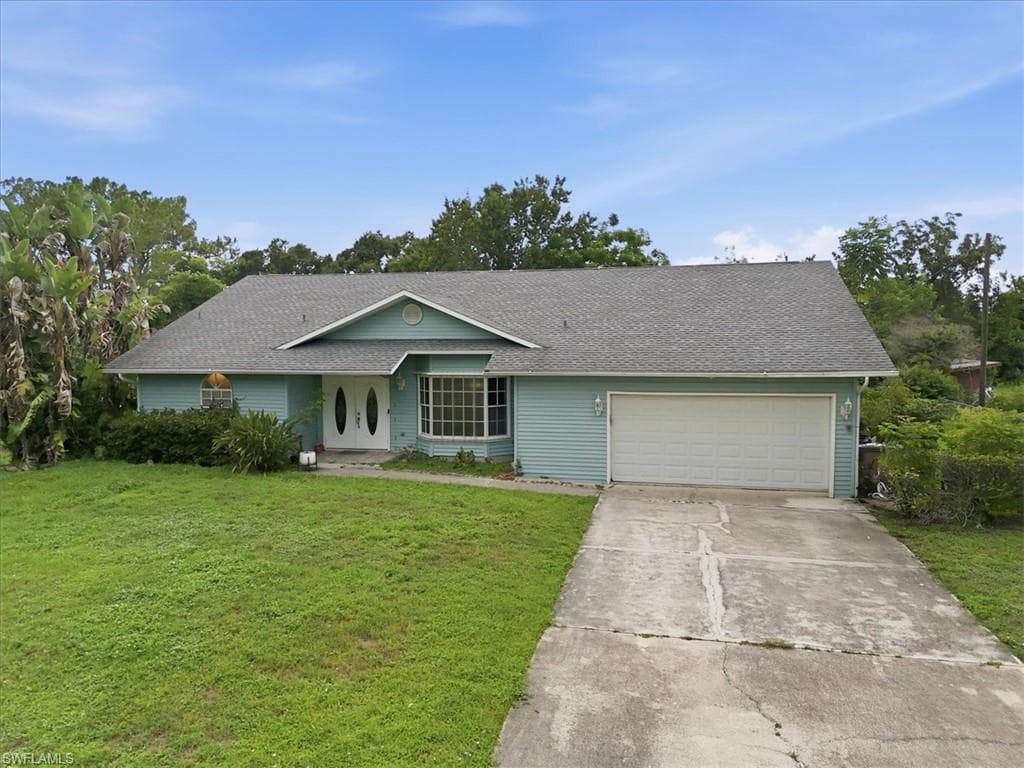 115 Robert AVE LEHIGH ACRES, FL 33936