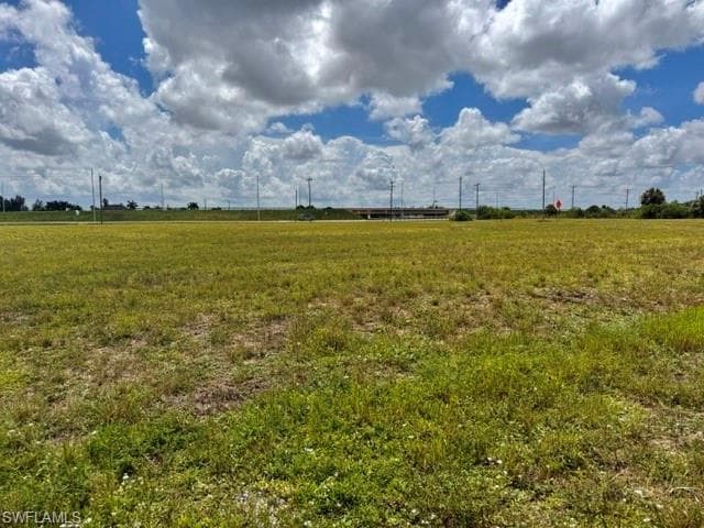 923 NW 32th PL CAPE CORAL, FL 33993