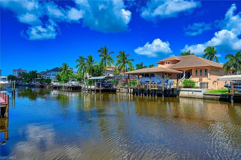 343 CONNERS AVE NAPLES, FL 34108