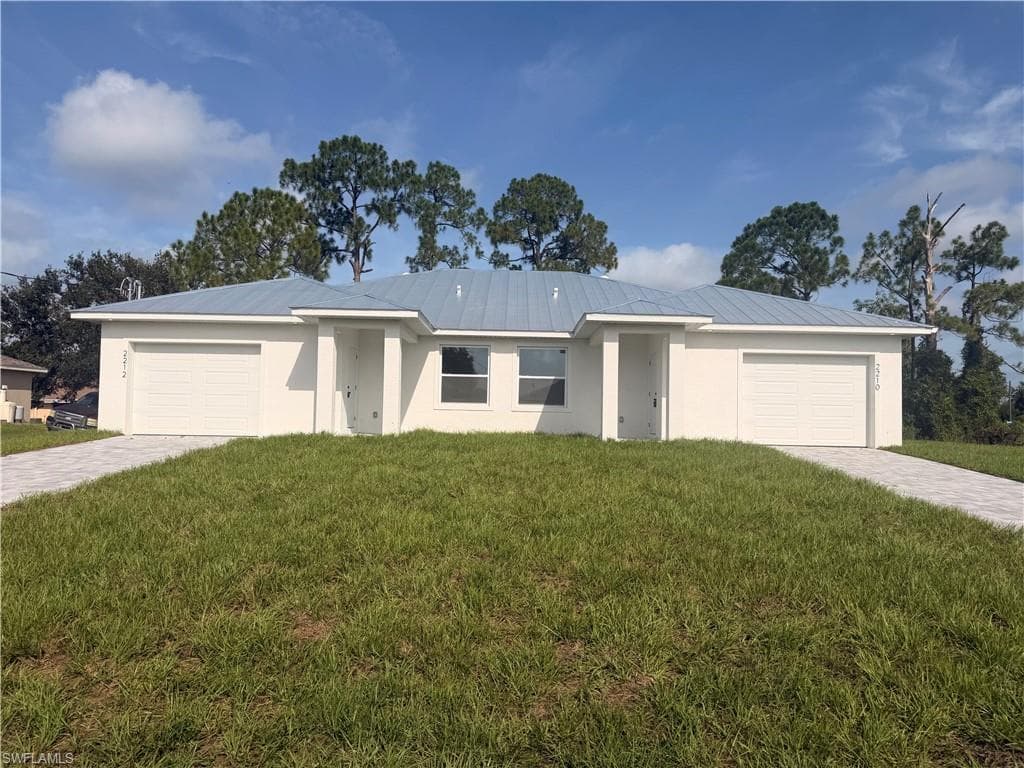 2212 Armour RD LEHIGH ACRES, FL 33973