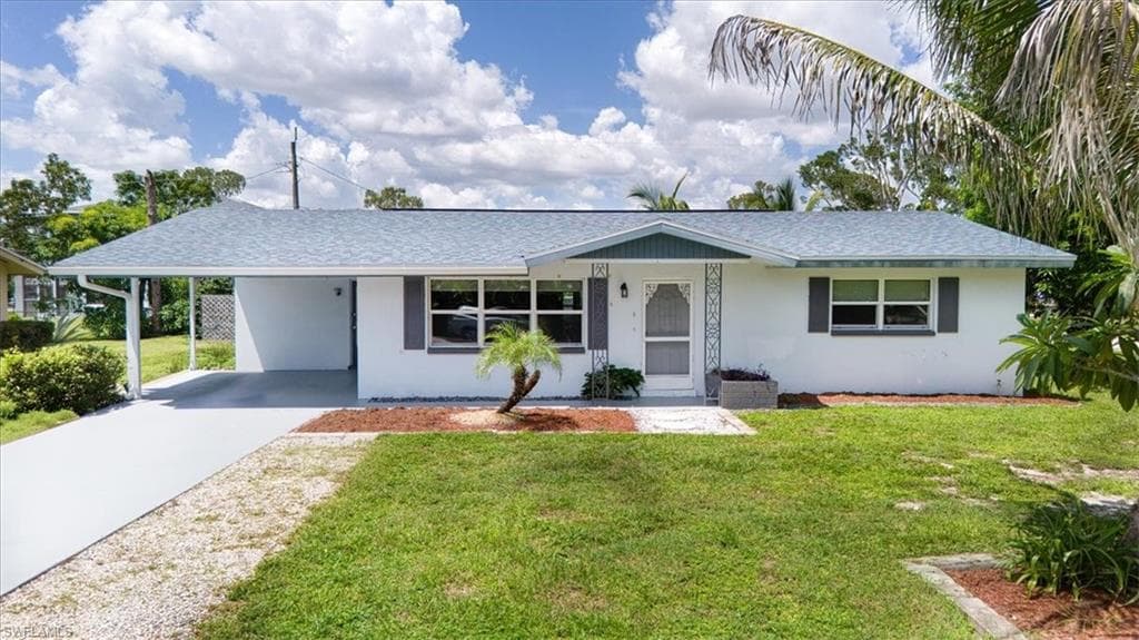 2373 Chandler AVE FORT MYERS, FL 33907