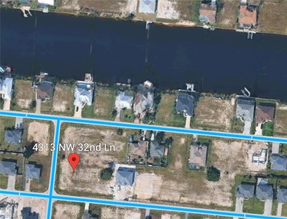 4313 NW 32nd LN CAPE CORAL, FL 33993