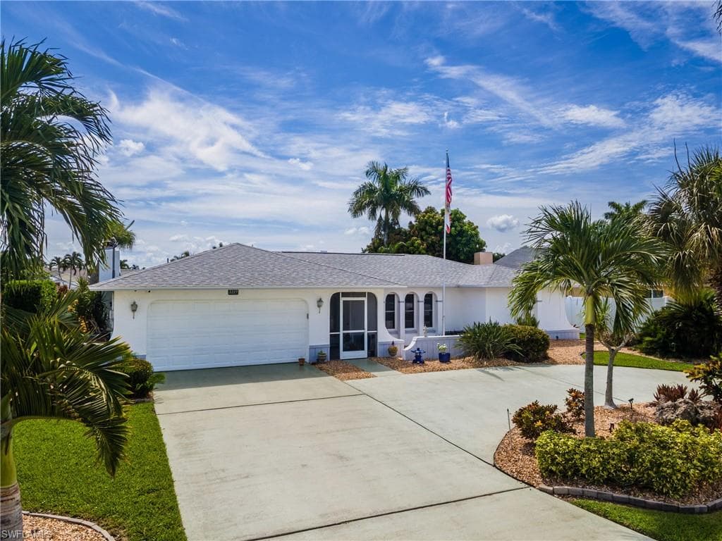 3319 SE 17th AVE CAPE CORAL, FL 33904