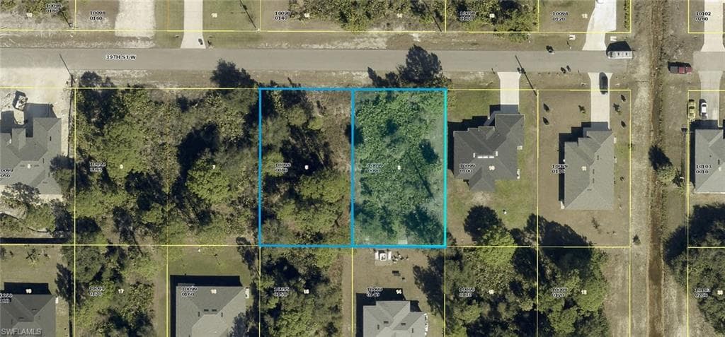 2607 39th ST W LEHIGH ACRES, FL 33971